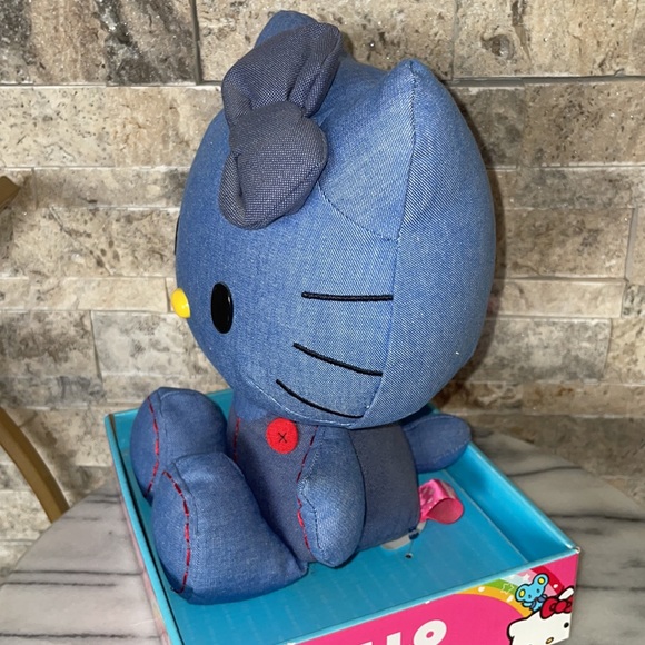 Hello Kitty 🐱 Jean Plush Doll - Picture 2 of 4